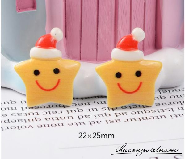 Mô Hình 2D Sao Vàng Đội Nón Đỏ 2.2*2.5cm